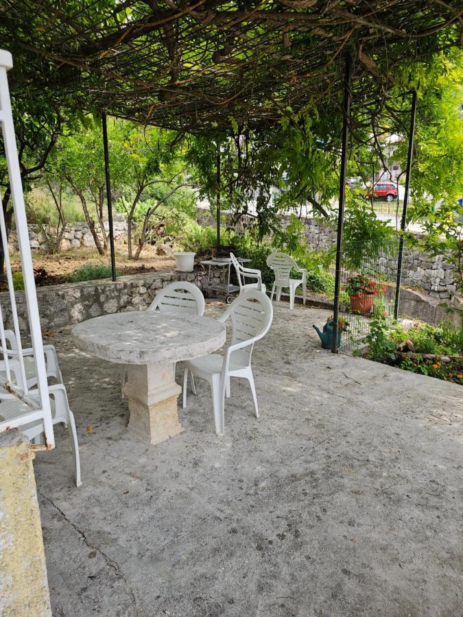 Villa Kuca Za Odmor Podgora Esterno foto